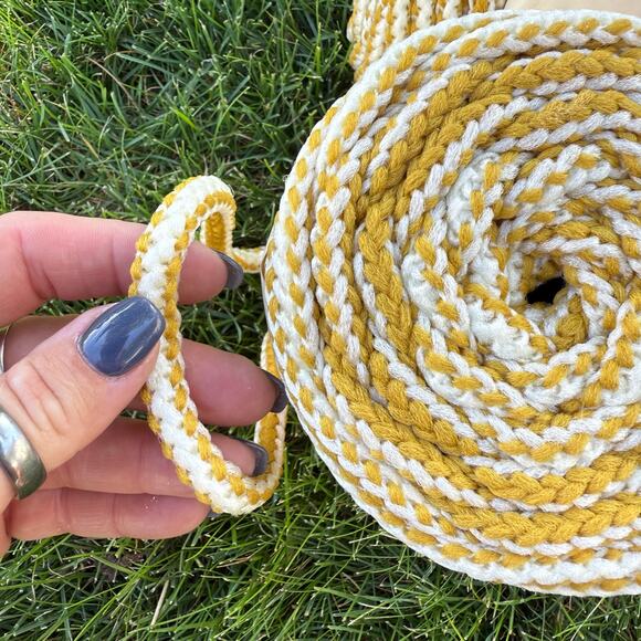 Vintage 1977 Elefant Cord 100%Textured Herculon Olefin Fiber for Macrame 50yd - Picture 3 of 3